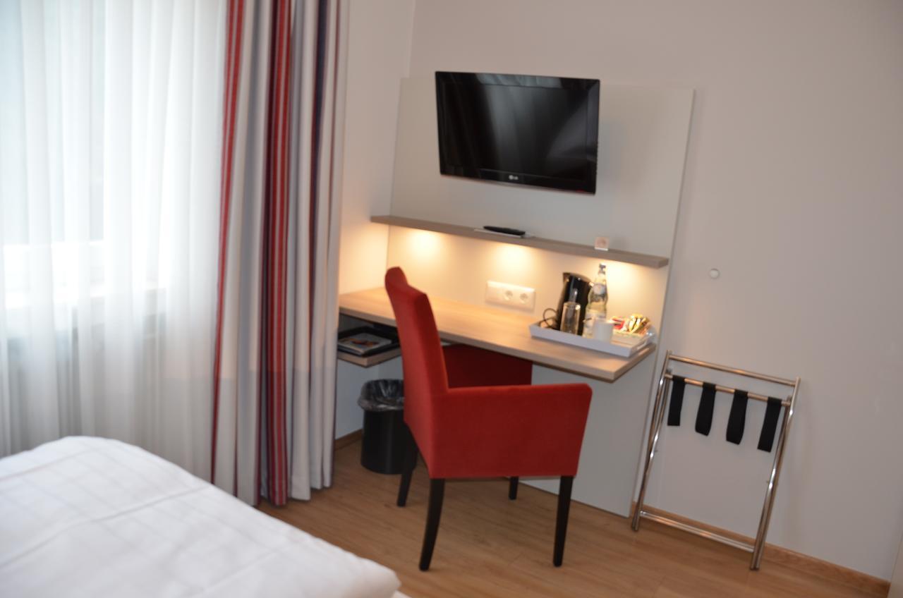Flair Hotel Am Rosenhuegel - Garni Кохем Экстерьер фото