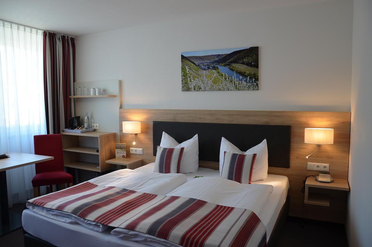 Flair Hotel Am Rosenhuegel - Garni Кохем Экстерьер фото
