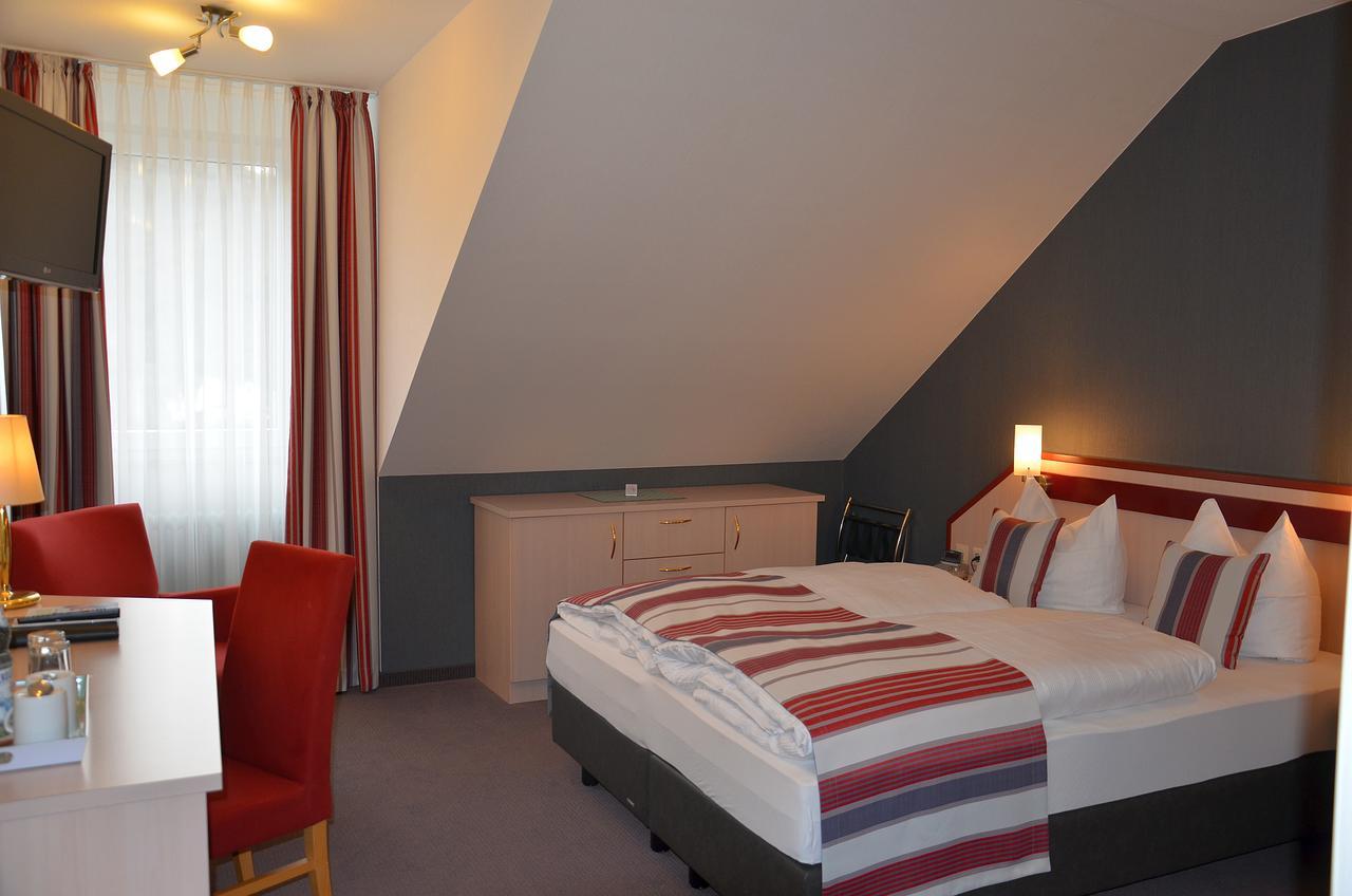 Flair Hotel Am Rosenhuegel - Garni Кохем Экстерьер фото